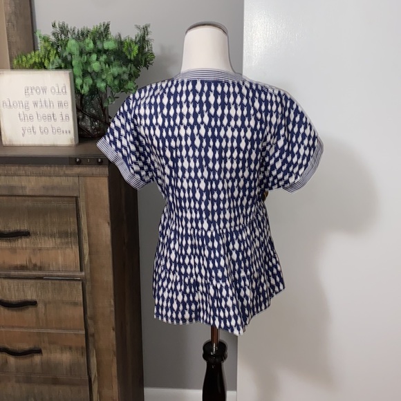 Vineyard vines Diamond Fish Tiered Top with tassels an excellent condition XS - Picture 5 of 15